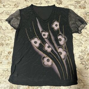 Fishnet Sleeved T-shirt with Floral print